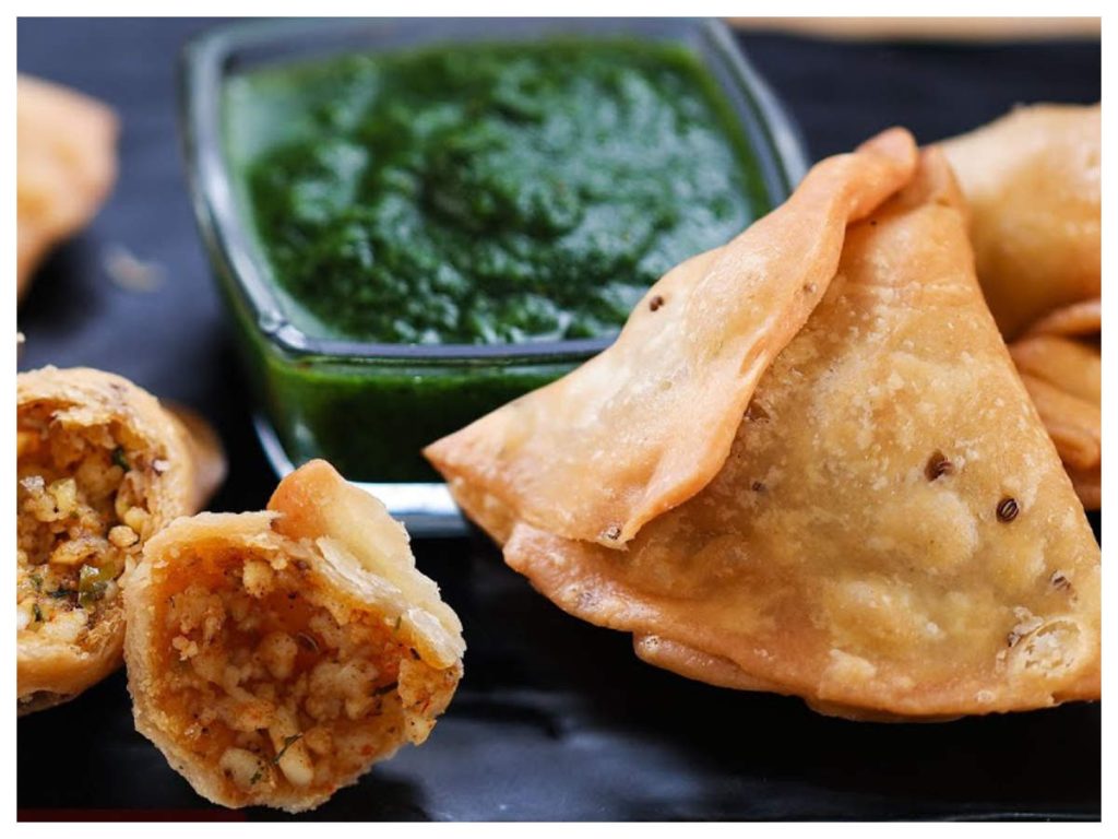 delicious and crispy paneer samosas for a savory snack experience